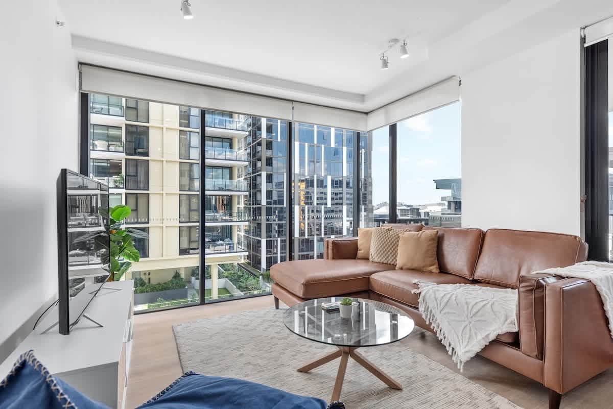Furnished 2 Bedroom Apartment in South Brisbane