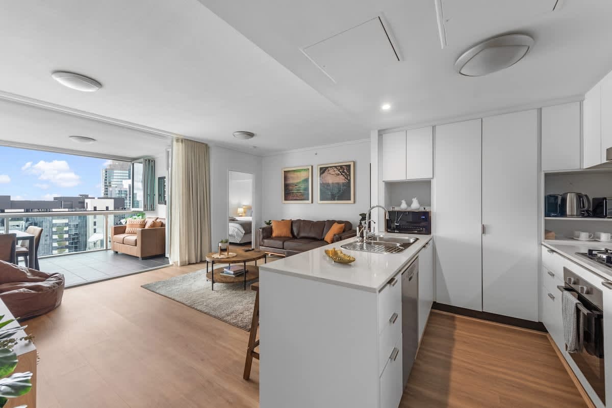 Furnished 2 Bedroom Apartment in Brisbane City