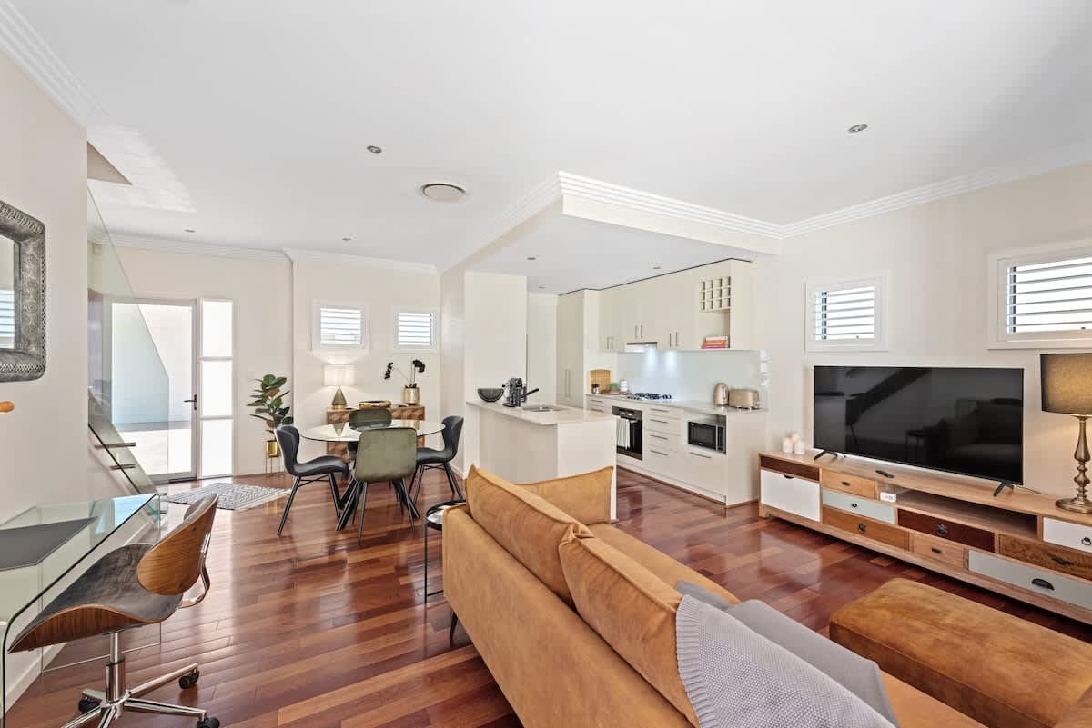 Furnished 3 Bedroom Rental in Bulimba