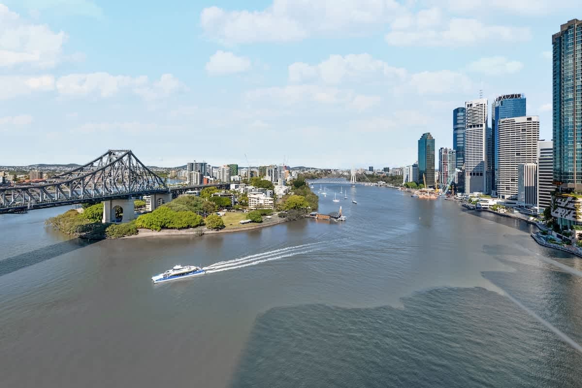 Furnished 1 Bedroom Apartment in Brisbane City