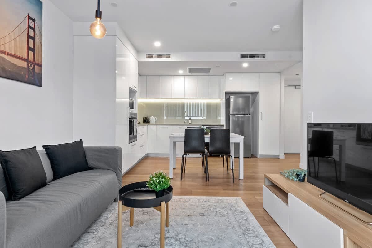 Furnished 1 Bedroom Apartment in South Brisbane