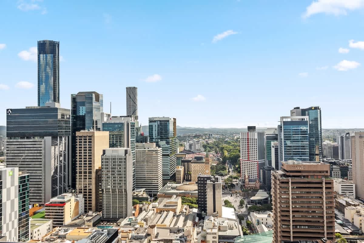 Furnished 2 Bedroom Apartment in Brisbane City