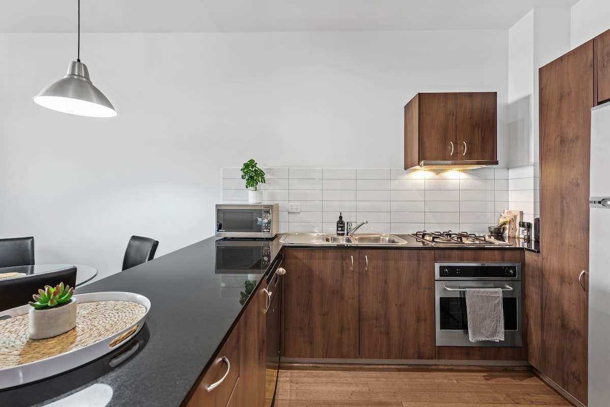 Furnished 1 Bedroom Apartment in Fortitude Valley