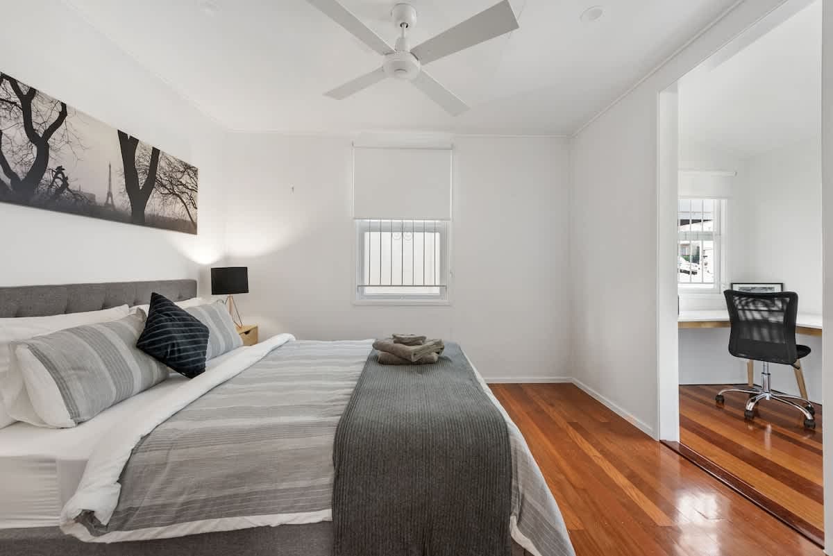 Furnished 2 Bedroom House in Windsor