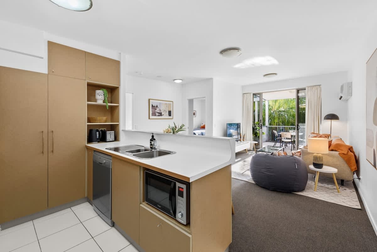 Furnished 2 Bedroom Apartment in Fortitude Valley