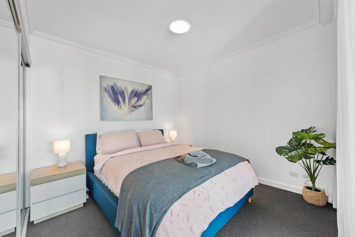 Furnished 2 Bedroom Apartment in Brisbane City