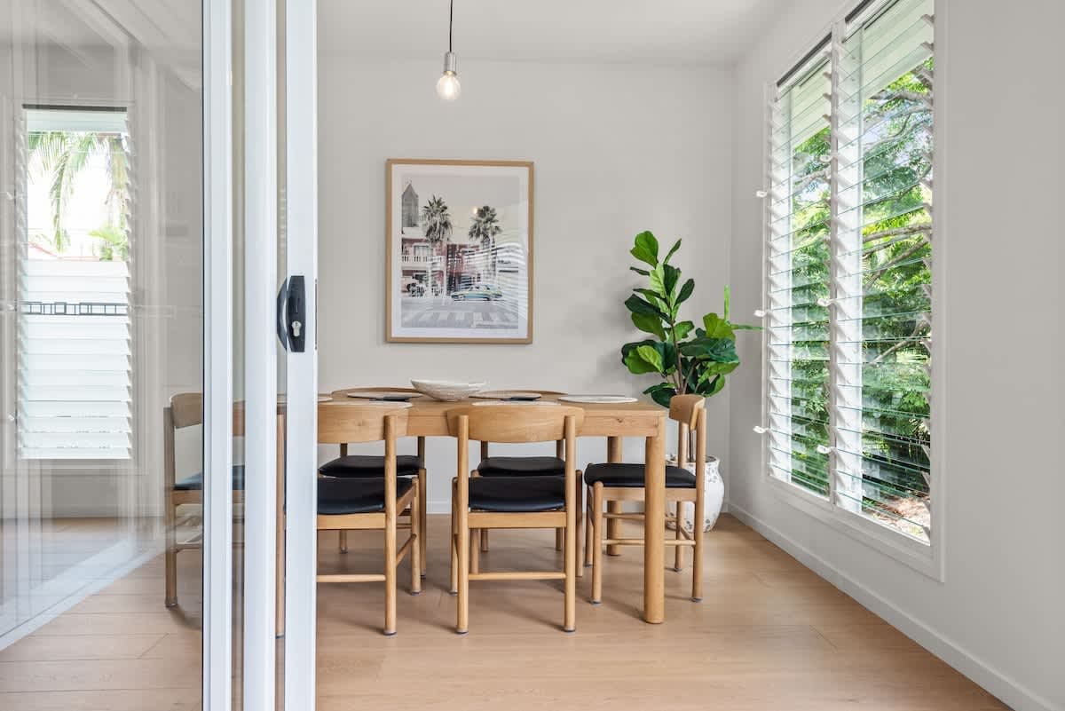 Furnished 4 Bedroom House in Paddington