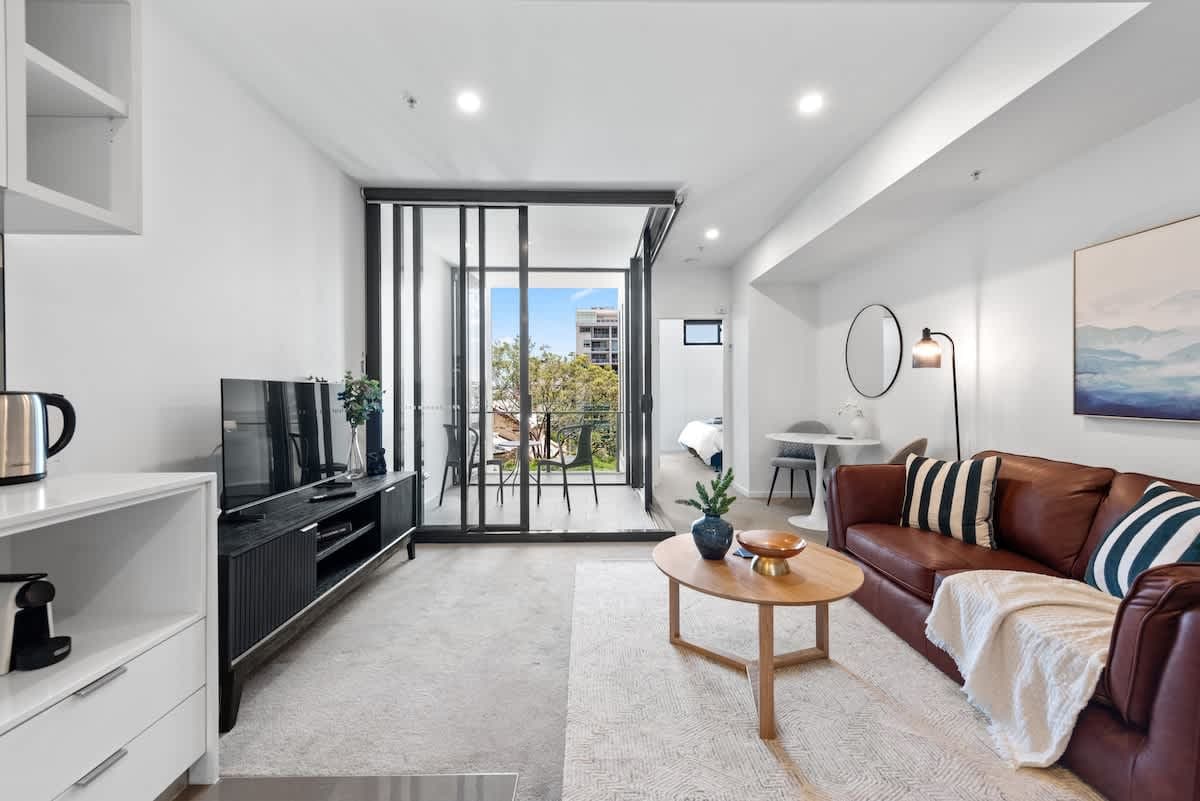 Furnished 1 Bedroom Apartment in South Brisbane