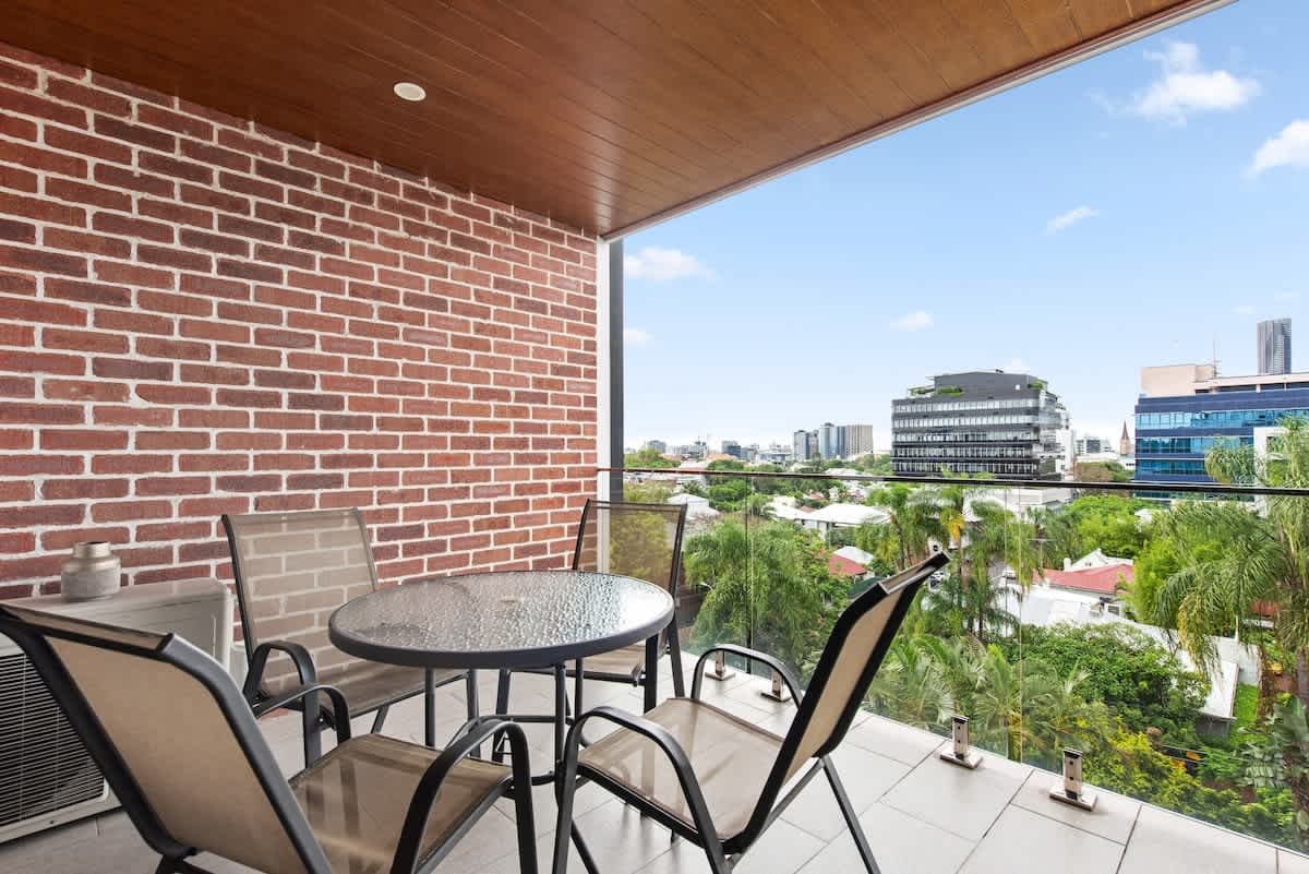 Furnished 1 Bedroom Apartment in Spring Hill