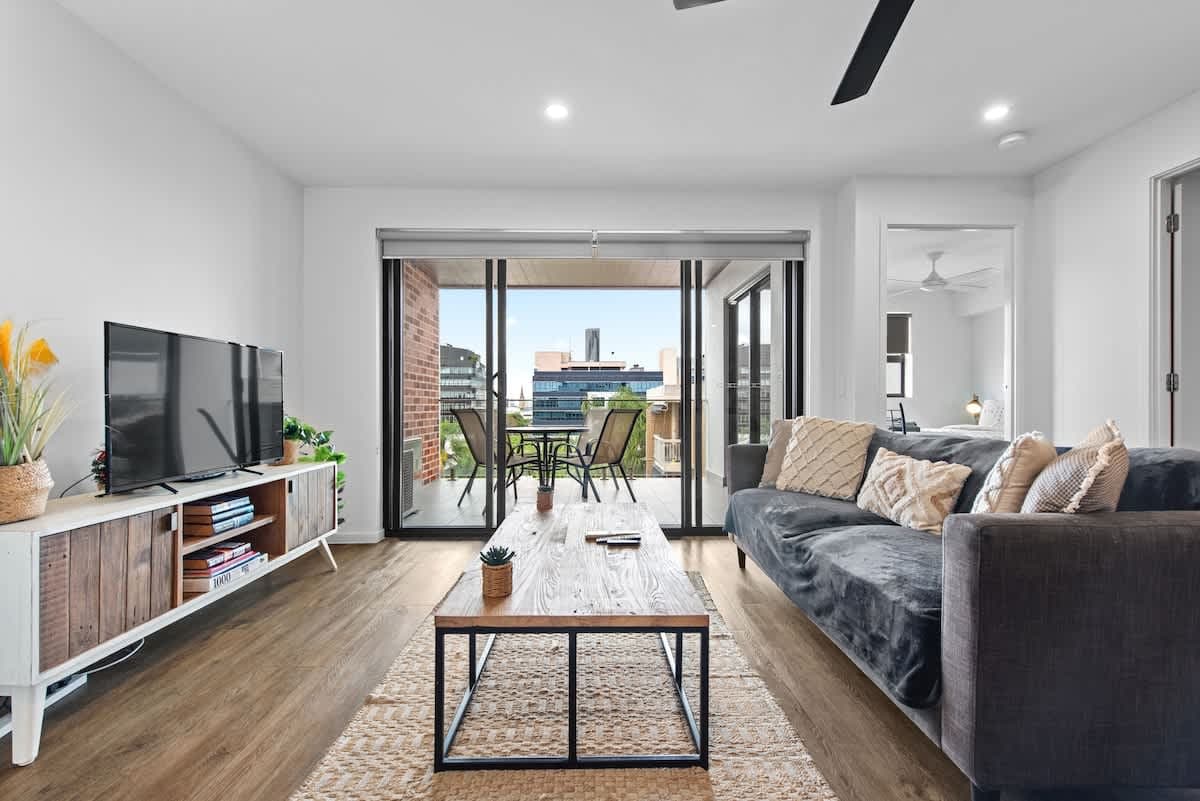 Furnished 1 Bedroom Apartment in Spring Hill