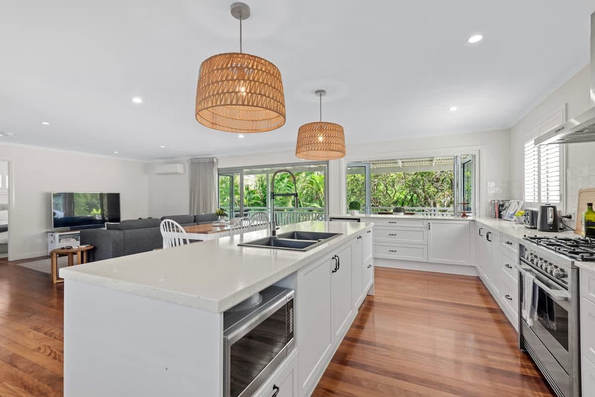 Furnished 4 Bedroom House in Morningside