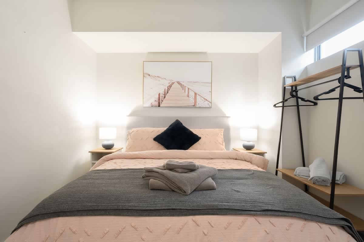 Furnished 3 Bedroom Apartment in Fortitude Valley