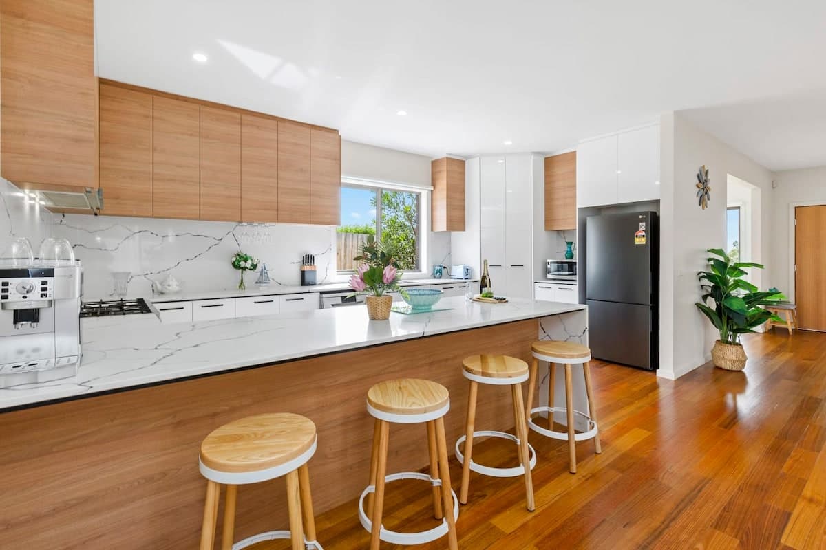 Furnished 4 Bedroom House in Dromana
