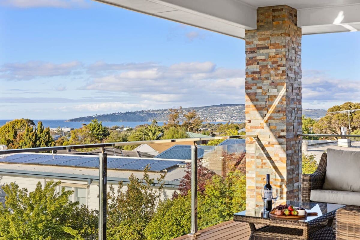 Furnished 4 Bedroom House in Dromana