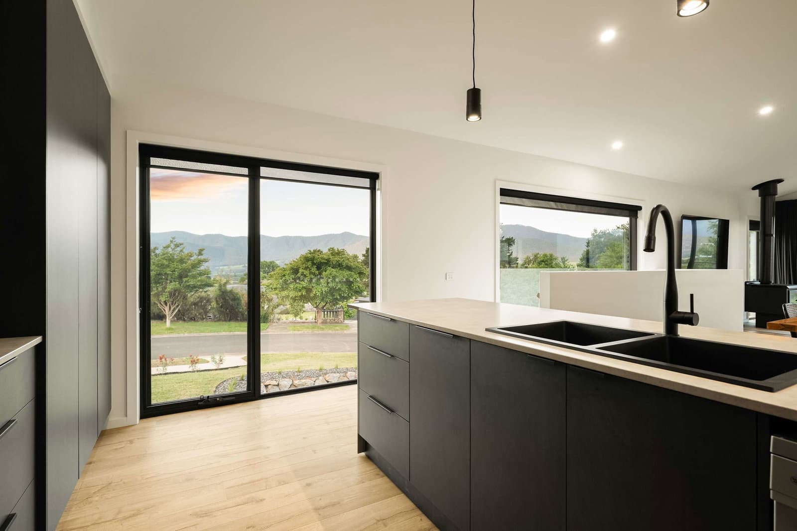 Furnished 4 Bedroom House in Tawonga South