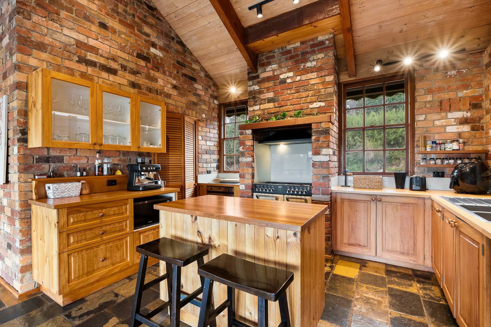 Furnished 3 Bedroom House in Yarra Glen