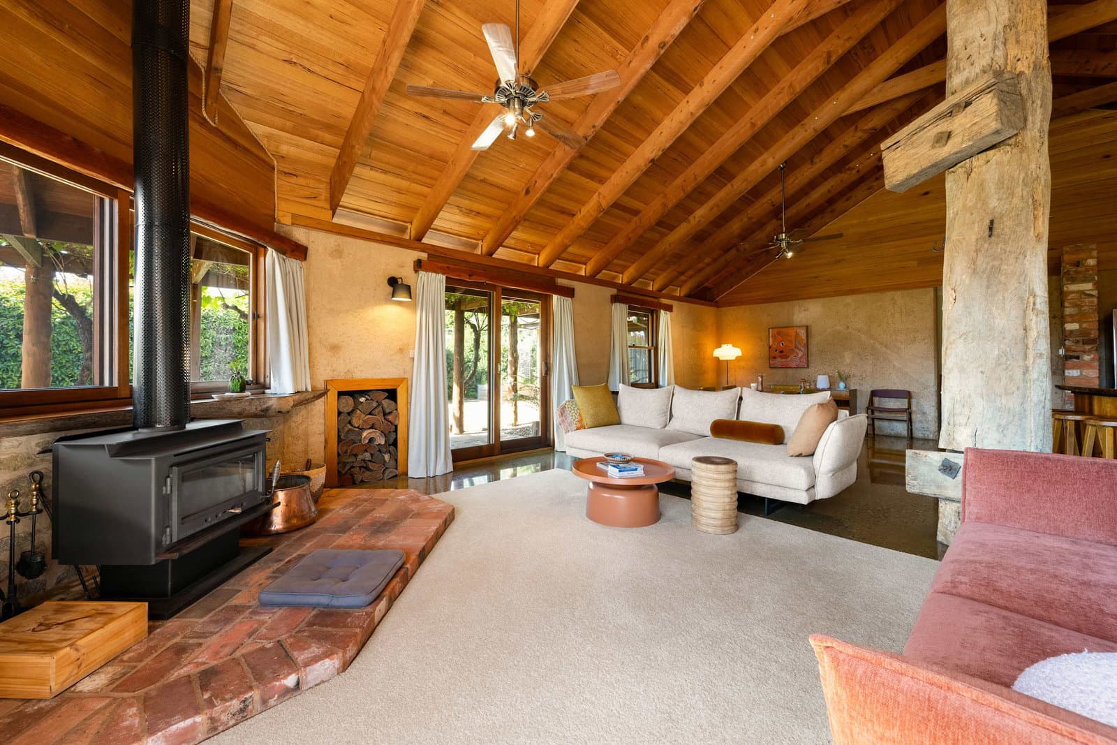 Furnished 1 Bedroom House in Tawonga