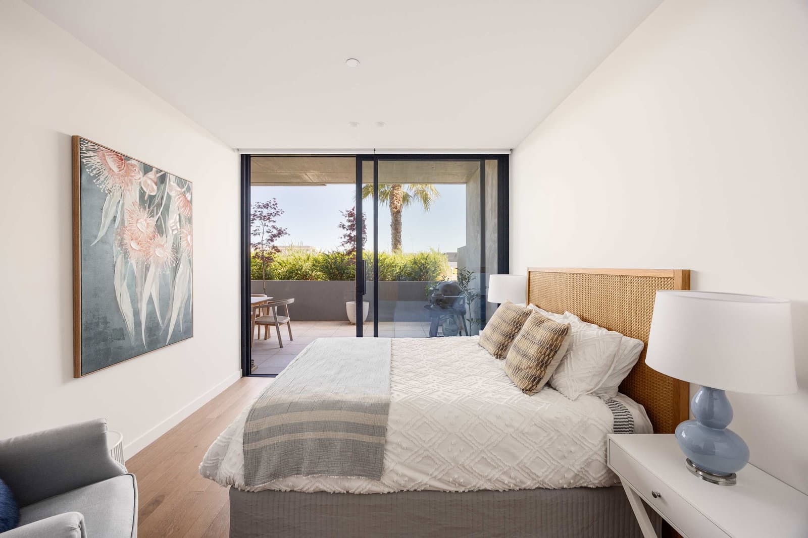 Furnished 3 Bedroom Apartment in Safety Beach