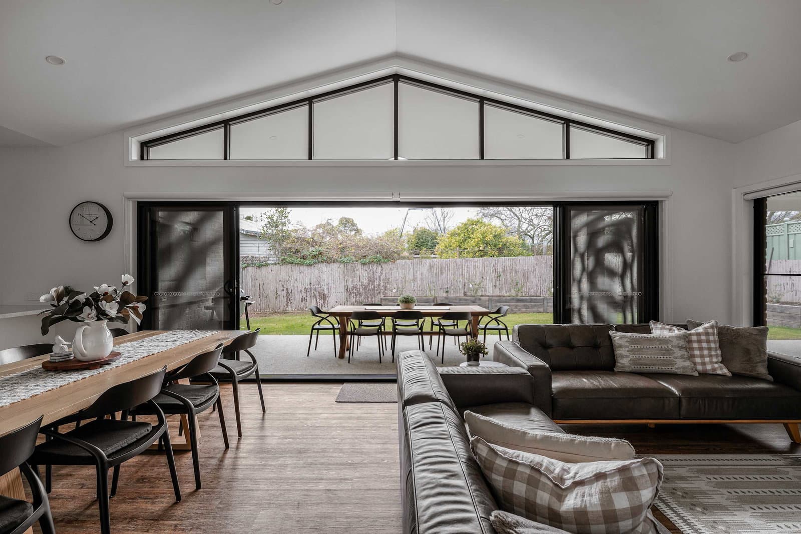 Furnished 4 Bedroom House in Mount Beauty